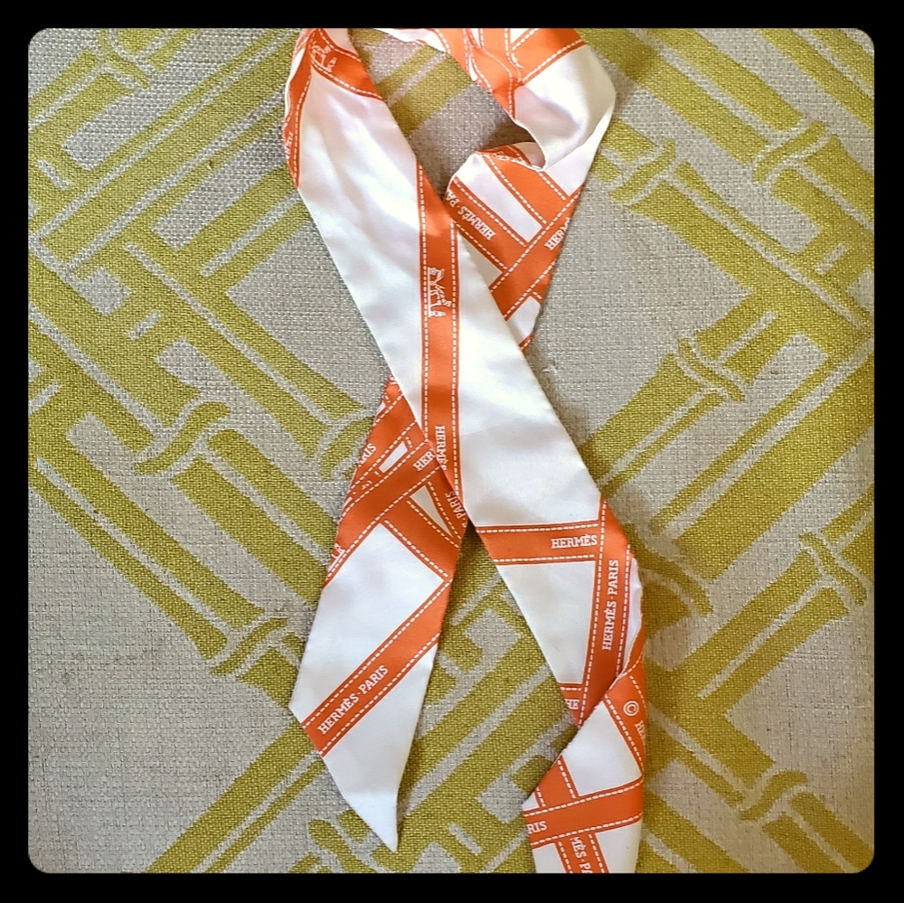 Hermes orange 🍊 twilly